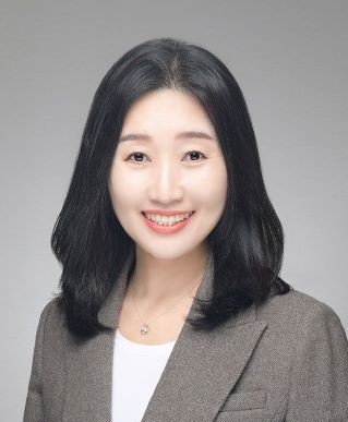 Seunghee “Mia” Park